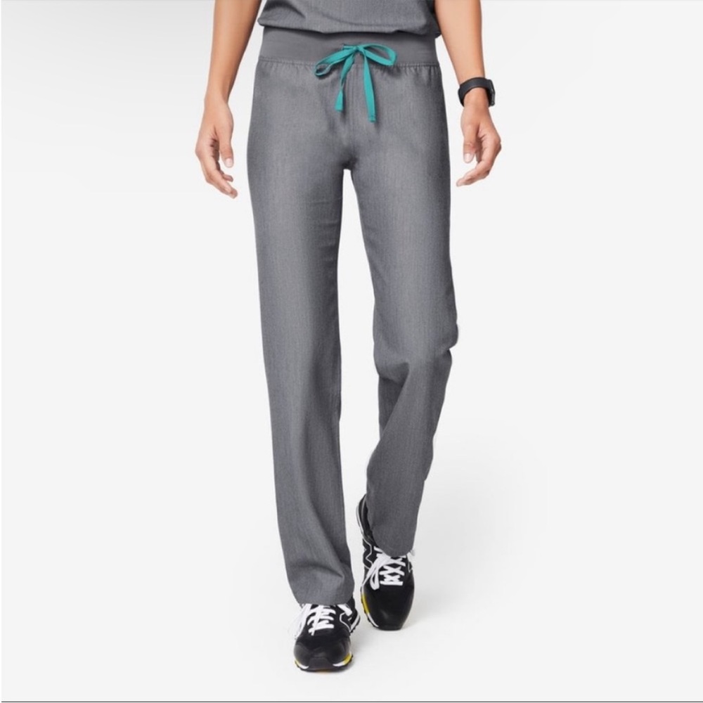 Figs Livingston Basic Scrub Pants Graphite